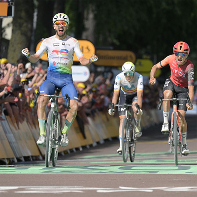 Foto zu dem Text "Turgis gewinnt spannende Gravel-Etappe der Tour"