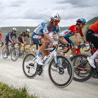 Foto zu dem Text "Ausgerechnet ein Nagel stoppt Degenkolb auf Schotter"