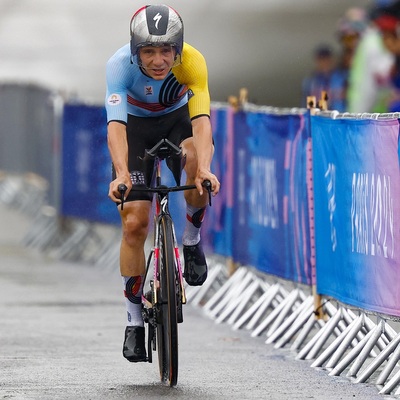 Foto zu dem Text "Weltmeister Evenepoel holt sich auch den Olympiasieg"