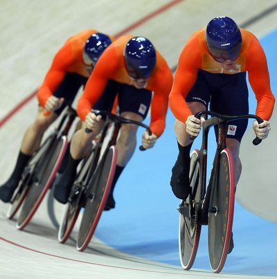 Foto zu dem Text "Niederländische Teamsprinter mit Weltrekord zu Olympia-Gold"