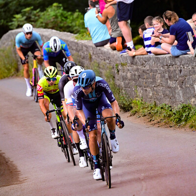 Foto zu dem Text "Evenepoel nach Partymarathon erst langsam wieder bereit für Radsport"