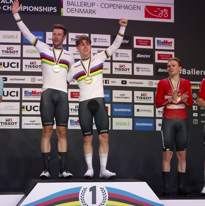 Foto zu dem Text "Kluge/Teutenberg stürmen im Madison zum WM-Titel "