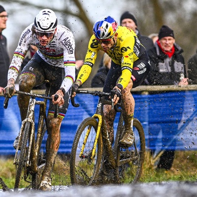 Foto zu dem Text "Auch Weltcup-Auftakt ohne van der Poel und Van Aert "