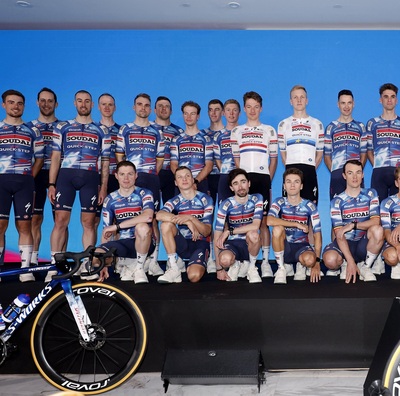 Foto zu dem Text "Soudal - Quick-Step mit Evenepoel und Sprinter Merlier zur Tour"