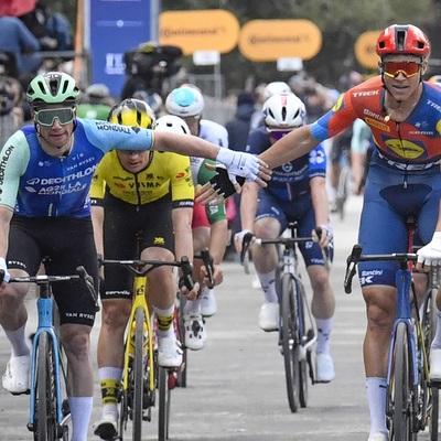 Foto zu dem Text "Bennett sprintet beim Tirreno-Finale in die Weltelite zurück"